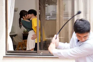 Trước ngày cưới – tập 3: bố dượng an ủi con gái phát hiện bị cắm sừng